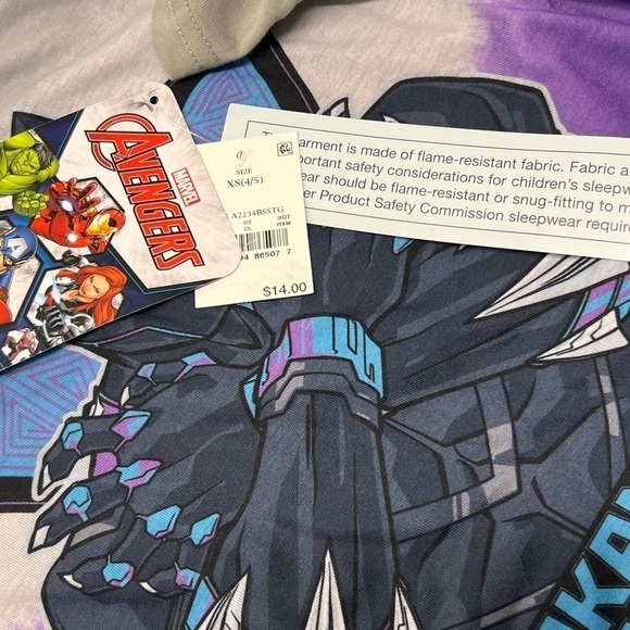 boys' Marvel Black Panther 2pc Short Sleeve Top and Shorts Pajama Set - Picture 4 of 7